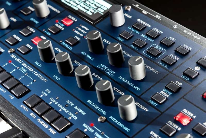 KORG MULTIPOLY VIRT. AN. SYNTH