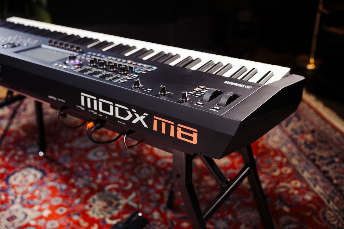 YAMAHA MODX M8