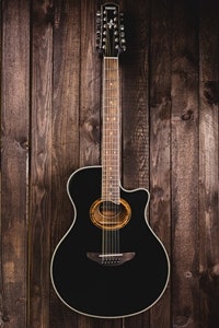 Yamaha APX700II-12 Black